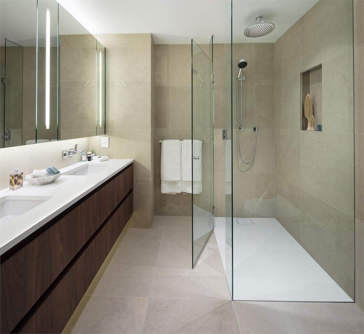 The Smithe Condos - Image 13