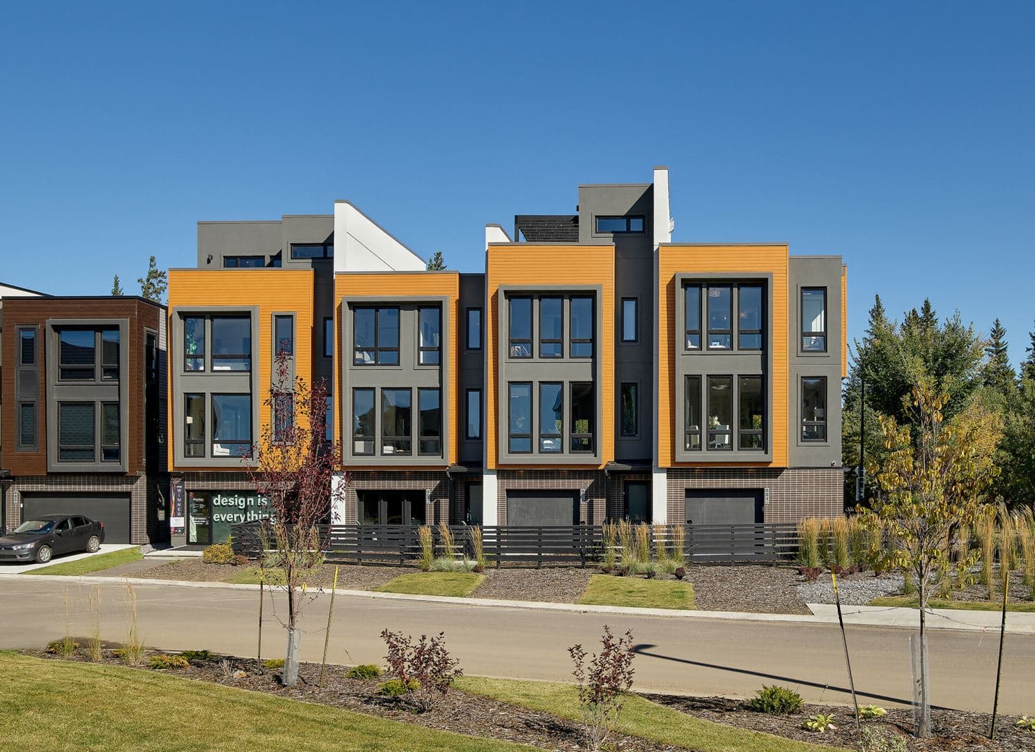 Pivot Rutherford Towns - Image 12